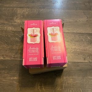2‎  Hallmark Mothers Day Gift card holders NIB